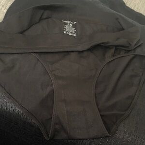 Under Where Basics Women's Black Briefs Size 3X